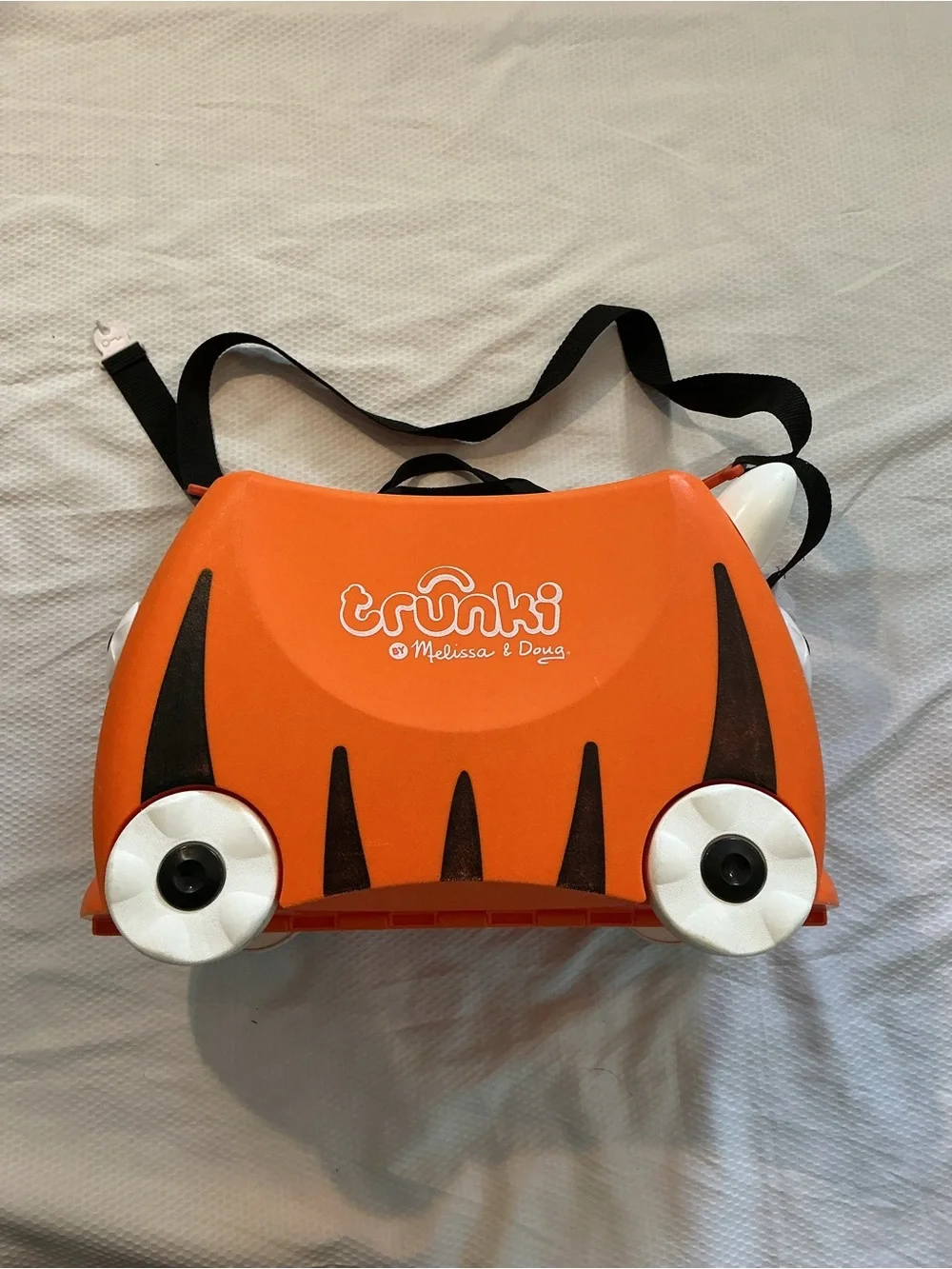 Trunki Melissa & Doug Kids Ride-On Suitcase - Orange